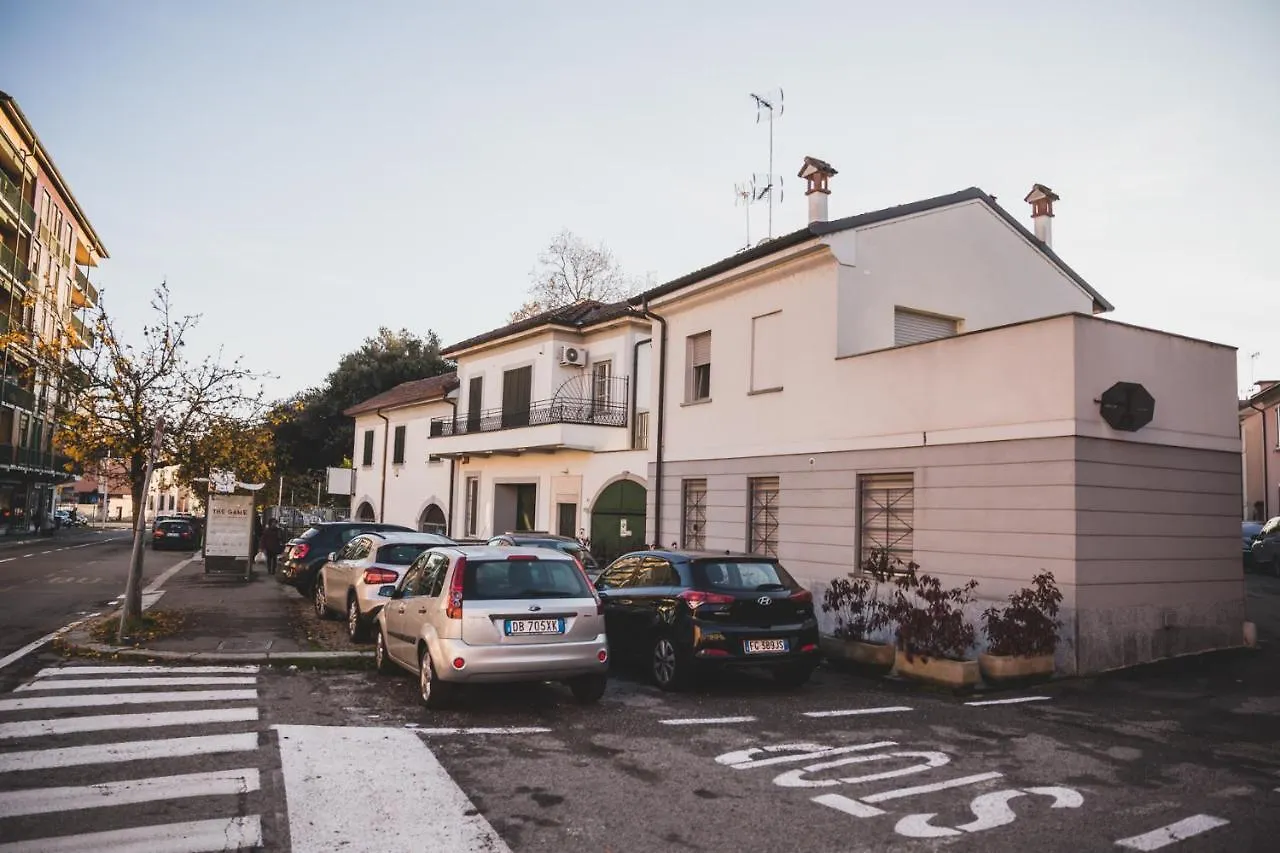 Grey House Pavia Con Box Privato Apartment Italy