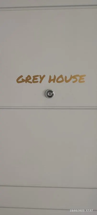 Grey House Pavia Con Box Privato Apartment